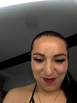 Alisson Stonee online show from April 17, 2026, 8:44 pm