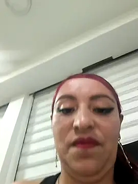 Alisson Stonee online show from April 26, 2026, 11:46 pm