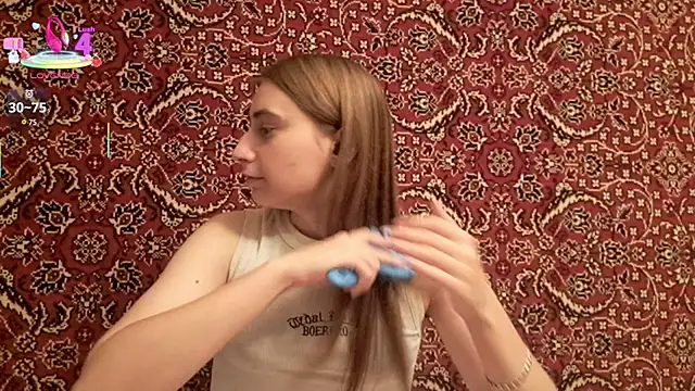 Snapshot of ivetabloom chatting on October 3, 2025, 5:14 pm ivetabloom online show from October 3, 2025, 5:14 pm