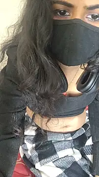 hotestfantasy online show from February 8, 2026, 1:31 pm