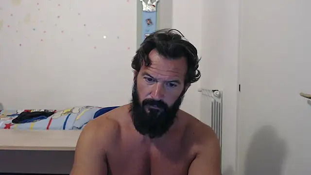 Snapshot of muscoloporco chatting on September 22, 2025, 5:08 pm muscoloporco online show from September 22, 2025, 5:08 pm