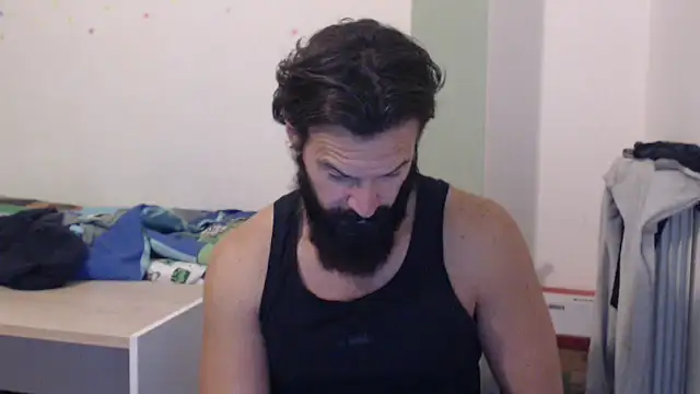 Snapshot of muscoloporco chatting on December 1, 2025, 9:37 pm muscoloporco online show from December 1, 2025, 9:37 pm