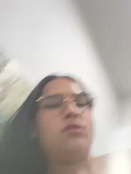 Snapshot of Valery_lux16 chatting on November 21, 2025, 12:53 am Valery lux16 online show from November 21, 2025, 12:53 am