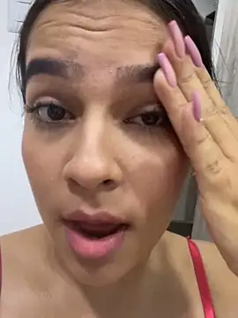 Snapshot of Valery_lux16 chatting on September 22, 2025, 11:38 am Valery lux16 online show from September 22, 2025, 11:38 am