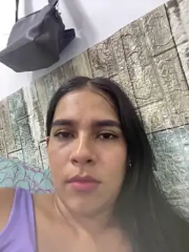 Snapshot of Valery_lux16 chatting on December 14, 2025, 11:54 pm Valery lux16 online show from December 14, 2025, 11:54 pm