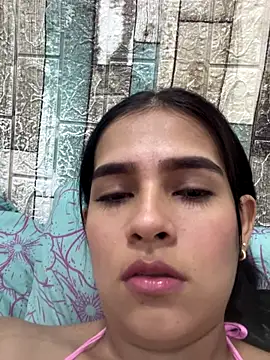 Snapshot of Valery_lux16 chatting on September 25, 2025, 3:51 pm Valery lux16 online show from September 25, 2025, 3:51 pm