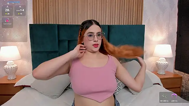 Snapshot of Amber_kiss_ chatting on October 23, 2025, 6:28 pm Amber kiss online show from October 23, 2025, 6:28 pm