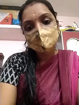 Tamil Swathi online show from December 3, 2025, 4:57 am