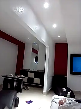 Snapshot of transreyna chatting on March 1, 2025, 7:59 pm transreyna online show from March 1, 2025, 7:59 pm