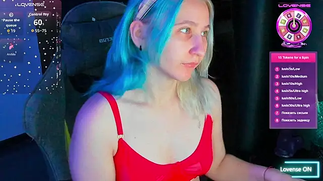 Snapshot of ChristinaFivePlus chatting on November 7, 2025, 5:17 pm ChristinaFivePlus online show from November 7, 2025, 5:17 pm