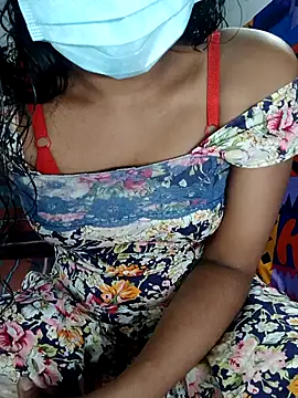 Snapshot of sexybolegirl chatting on December 5, 2025, 5:22 pm sexybolegirl online show from December 5, 2025, 5:22 pm