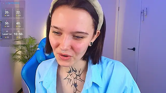 Elastikisss online show from October 4, 2025, 8:16 am