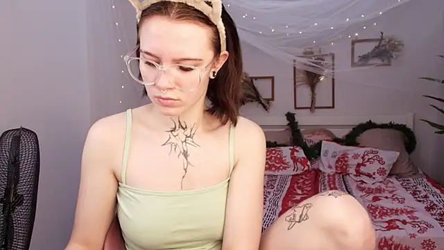 Elastikisss online show from December 19, 2025, 2:26 am