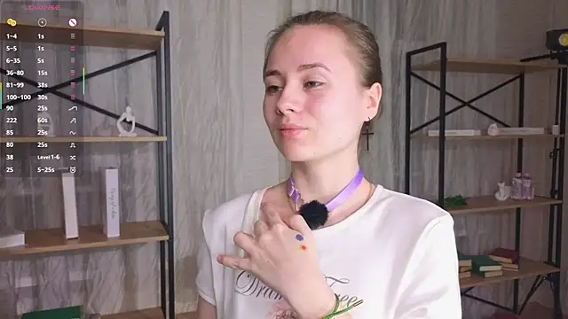 Crysta1Eva  online show from April 17, 2026, 8:22 pm