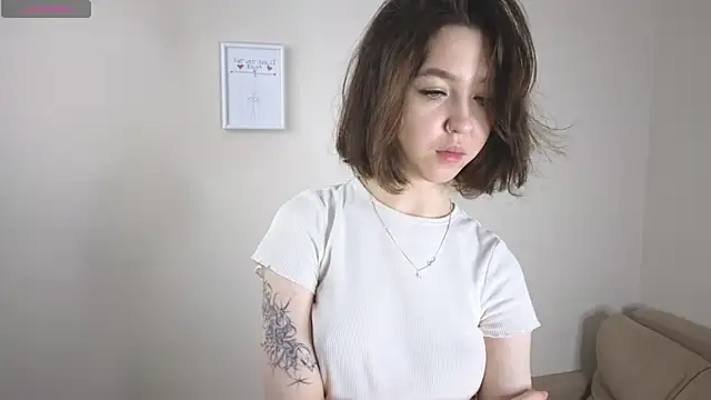 Veyaspace online show from October 28, 2025, 1:21 pm