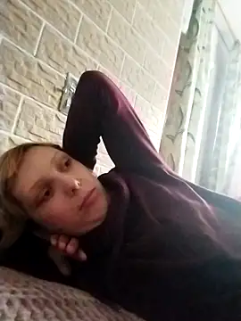 Snapshot of Ponka2011 chatting on November 15, 2025, 6:50 am Ponka2011 online show from November 15, 2025, 6:50 am