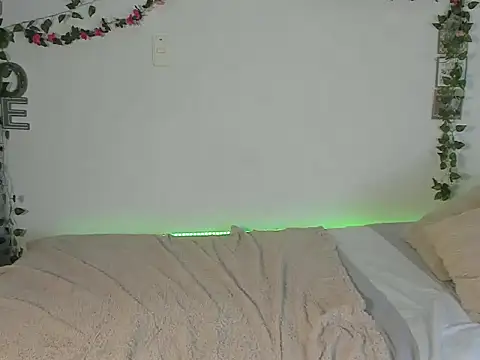 michell anyeli online show from November 8, 2025, 10:24 pm