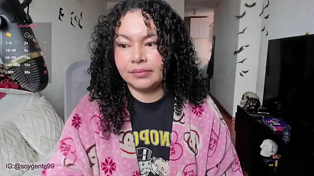 Chubby Licius online show from November 5, 2025, 3:15 pm