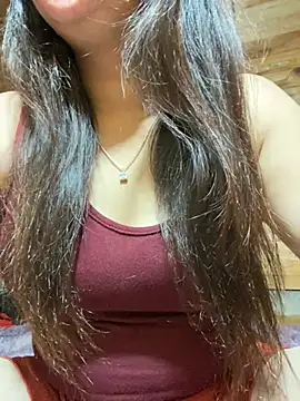 Snapshot of violet-00 chatting on July 5, 2026, 1:10 am violet-00 online show from July 5, 2026, 1:10 am