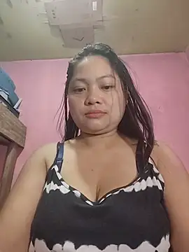 radiantbloom online show from January 9, 2026, 11:22 pm