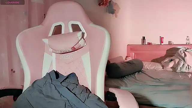 Helen-Tran online show from September 23, 2025, 12:39 am