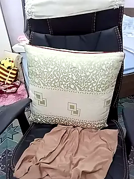 Snapshot of -Halley- chatting on November 14, 2025, 7:12 am -Halley- online show from November 14, 2025, 7:12 am