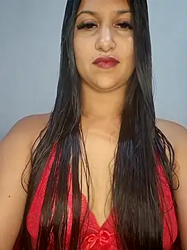 graziele00 online show from February 7, 2026, 7:22 pm