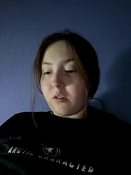 LOVELY BETTY Tq online show from September 23, 2025, 8:27 pm