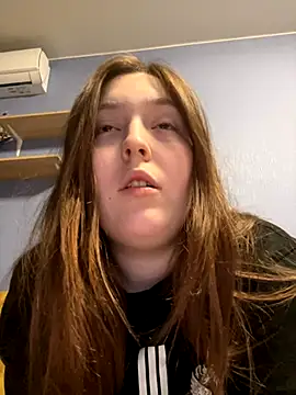 LOVELY BETTY Tq online show from September 29, 2025, 6:46 pm