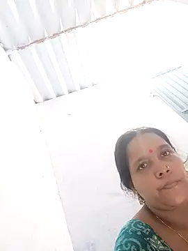 reya743 online show from October 7, 2025, 8:37 am