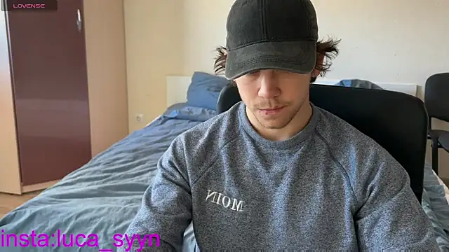 luca syn online show from October 7, 2025, 5:08 am