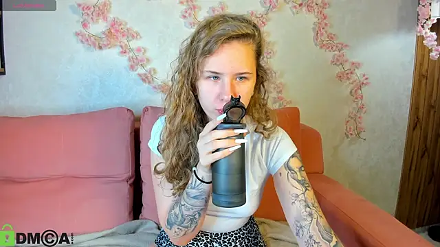 Elsie Cutties online show from October 2, 2025, 12:47 am