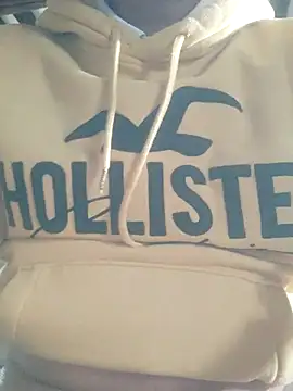 Snapshot of fantastiklover76113 chatting on October 28, 2025, 11:31 am fantastiklover76113 online show from October 28, 2025, 11:31 am