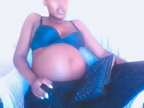 l4 love online show from October 1, 2025, 3:27 pm