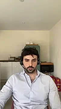 Snapshot of eauminerale chatting on April 22, 2026, 10:22 am eauminerale online show from April 22, 2026, 10:22 am