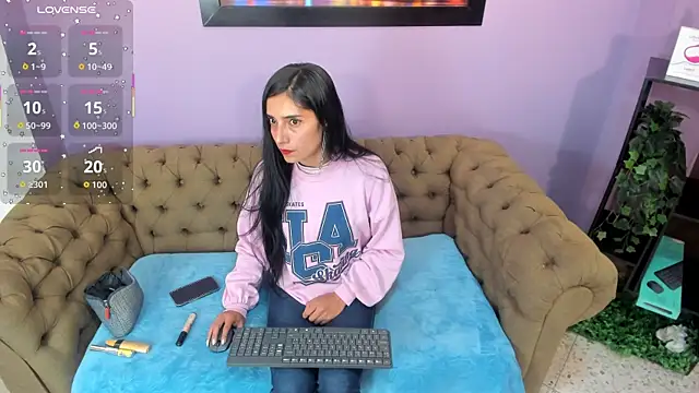 Vhaleria Vega online show from October 4, 2025, 1:01 pm