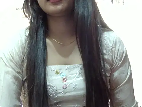 ANAYA BABEE online show from October 17, 2025, 10:18 am