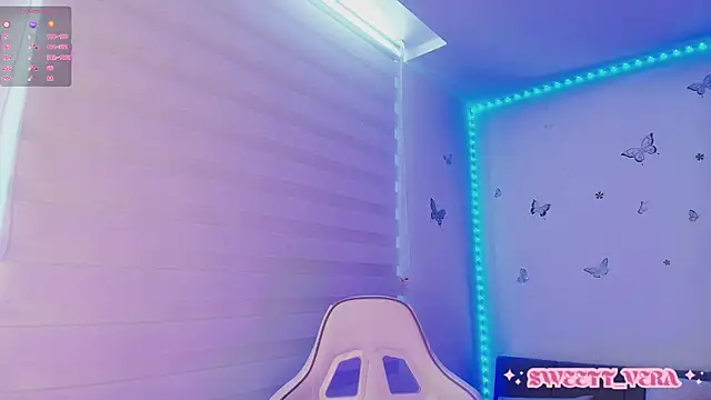 sweettvera online show from December 14, 2025, 1:39 pm