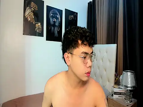 JuliuswildCock online show from October 12, 2025, 5:03 pm