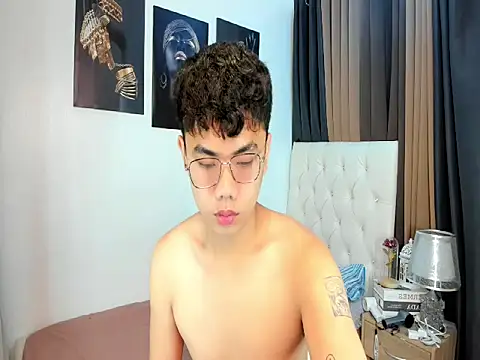 JuliuswildCock online show from October 10, 2025, 5:03 pm