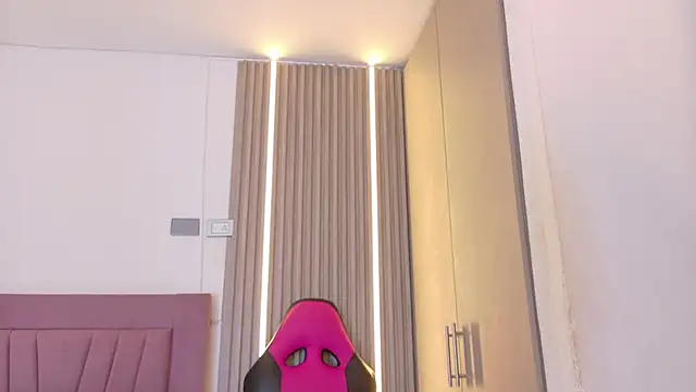 Snapshot of meli_peach1 chatting on October 27, 2025, 7:26 pm meli peach1 online show from October 27, 2025, 7:26 pm