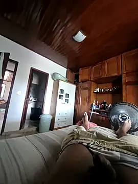 Snapshot of Preto18cmssa chatting on February 9, 2026, 5:22 pm Preto18cmssa online show from February 9, 2026, 5:22 pm