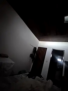 Snapshot of Preto18cmssa chatting on October 13, 2025, 11:45 am Preto18cmssa online show from October 13, 2025, 11:45 am