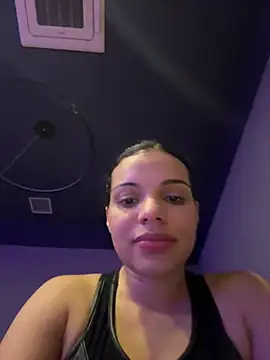 Anavalle online show from April 9, 2026, 8:15 pm