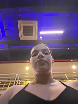 Anavalle online show from February 10, 2026, 11:59 pm