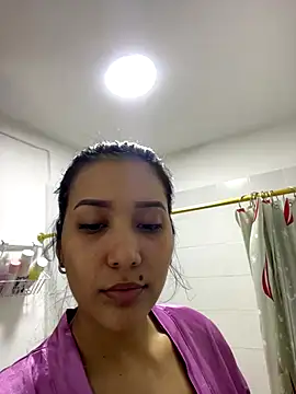 IsabellaJoness  online show from November 5, 2025, 11:13 am