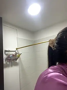 IsabellaJoness  online show from November 3, 2025, 11:14 am