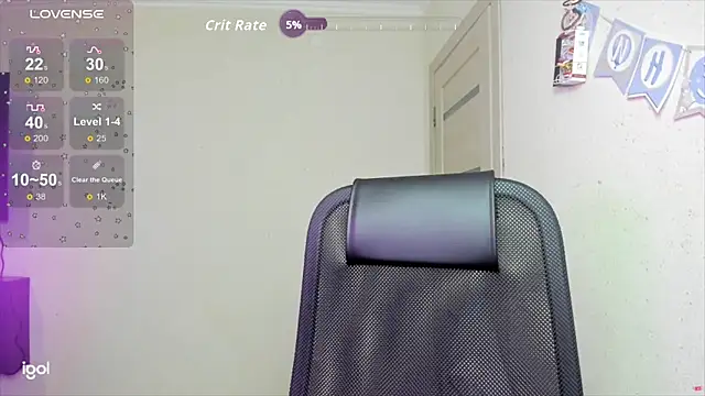 Snapshot of crystallldoll chatting on November 17, 2025, 6:56 pm crystallldoll online show from November 17, 2025, 6:56 pm