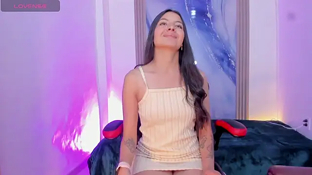 Fernanda hot  online show from November 7, 2025, 3:33 am