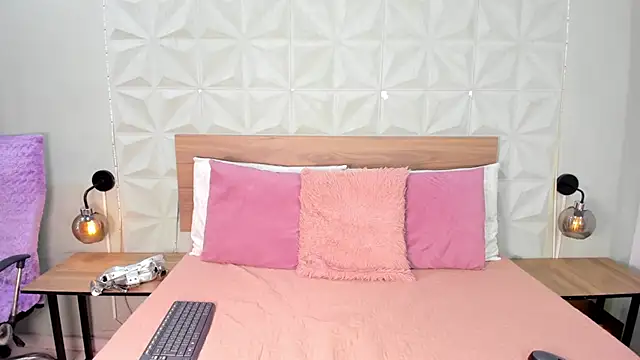 ValeryTrans  online show from January 8, 2026, 1:17 pm